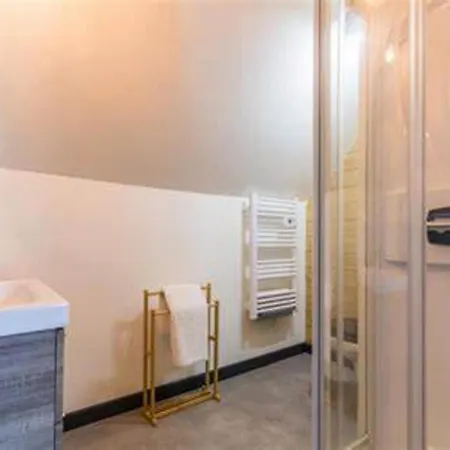 Maison Charmante A Avec Piscine Partagee Ferienhaus Pontorson