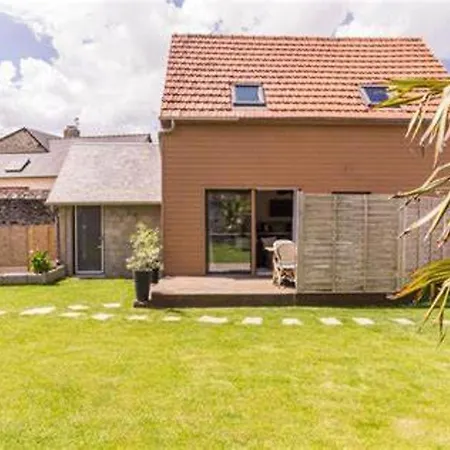 Maison Charmante A Avec Piscine Partagee *