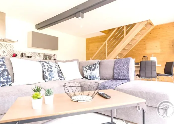 Tatil Evi Maison Charmante A Avec Piscine Partagee Pontorson