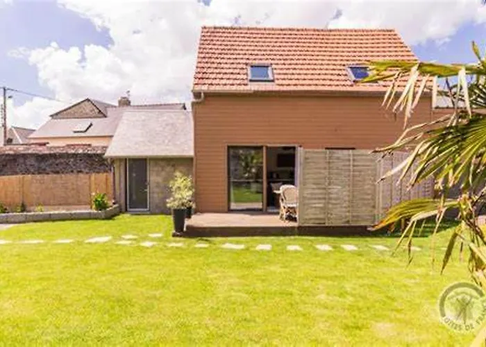 Maison Charmante A Avec Piscine Partagee * Pontorson